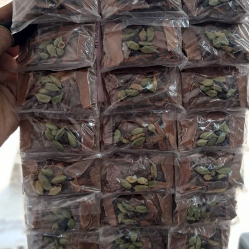 gorom masala (loose mini pkt 20 taka)